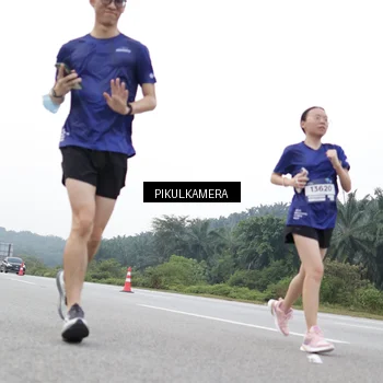 Runner Photo 7503428