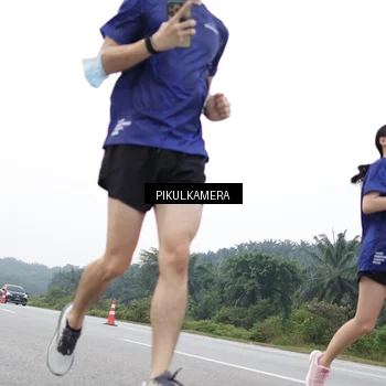 Runner Photo 7503430