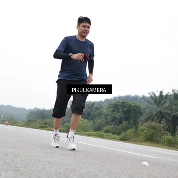 Runner Photo 7503447