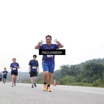 Runner Photo 7503460