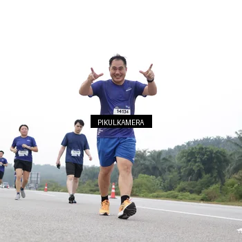 Runner Photo 7503462