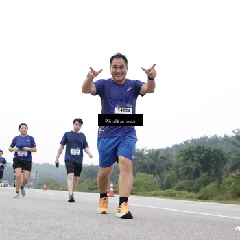 Runner Photo 7503463