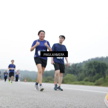 Runner Photo 7503473