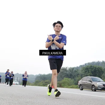 Runner Photo 7503483