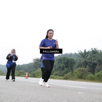 Runner Photo 7503492