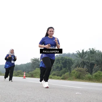 Runner Photo 7503494