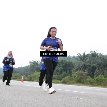Runner Photo 7503496