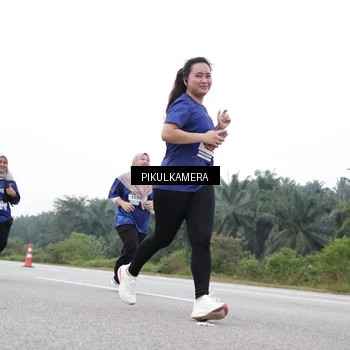 Runner Photo 7503500