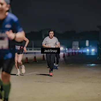 Runner Photo 7503510