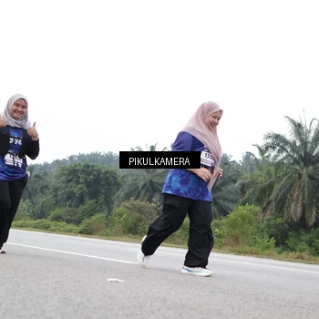 Runner Photo 7503515