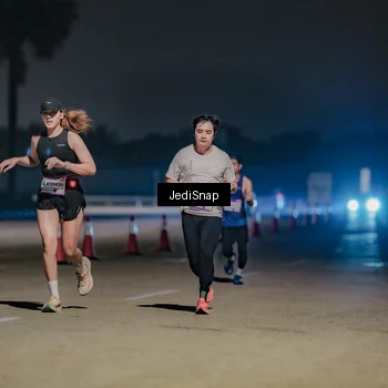 Runner Photo 7503517