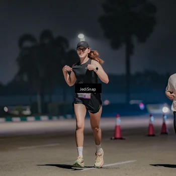 Runner Photo 7503520