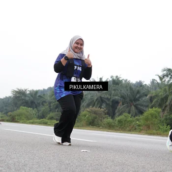 Runner Photo 7503525