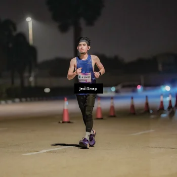 Runner Photo 7503532