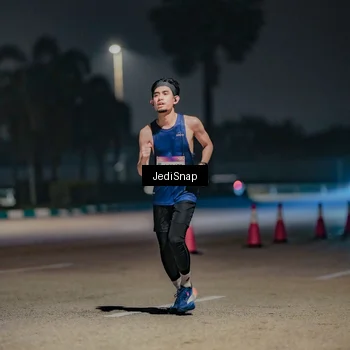 Runner Photo 7503535