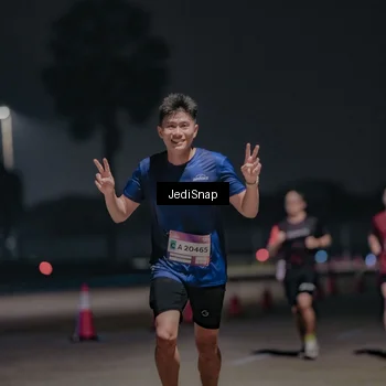 Runner Photo 7503543