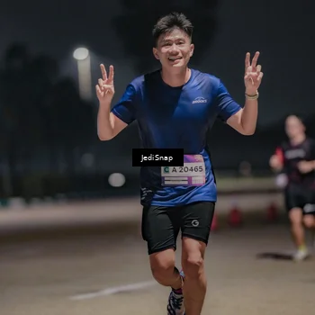 Runner Photo 7503545