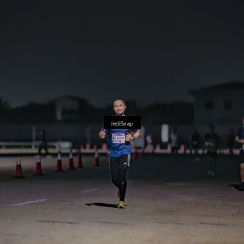 Runner Photo 7503567