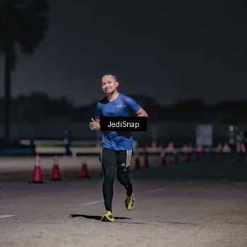 Runner Photo 7503594