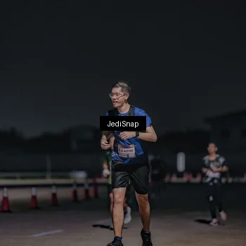 Runner Photo 7503603