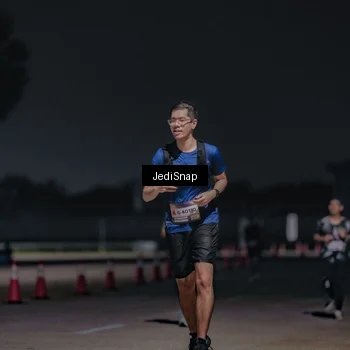 Runner Photo 7503606