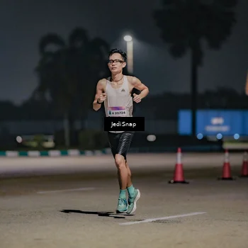 Runner Photo 7503626