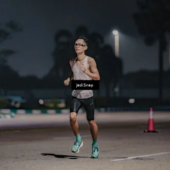 Runner Photo 7503633