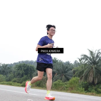 Runner Photo 7503649