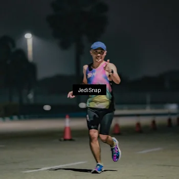 Runner Photo 7503667