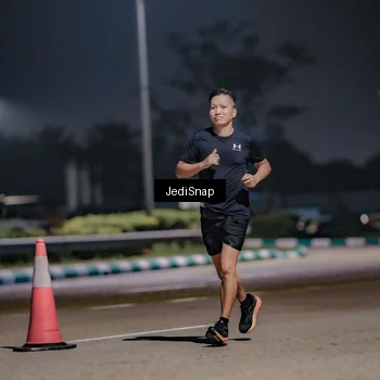 Runner Photo 7503669