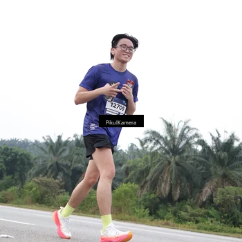 Runner Photo 7503671