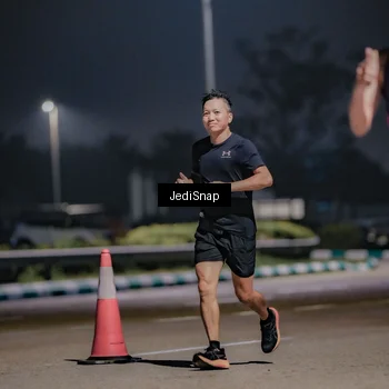 Runner Photo 7503672
