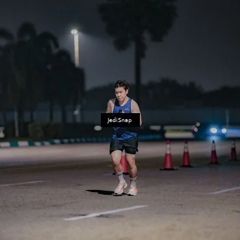 Runner Photo 7503685