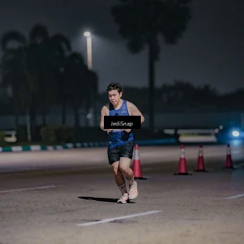 Runner Photo 7503689