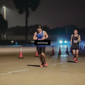 Runner Photo 7503697