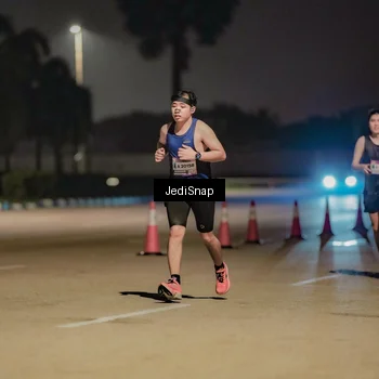 Runner Photo 7503699