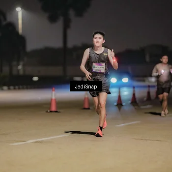 Runner Photo 7503708