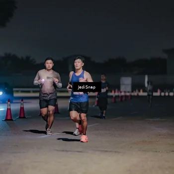 Runner Photo 7503710