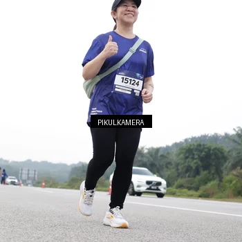 Runner Photo 7503718