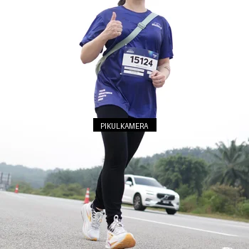 Runner Photo 7503738
