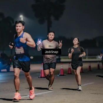Runner Photo 7503739