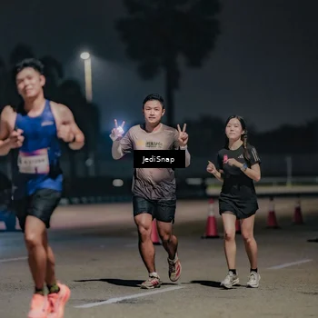 Runner Photo 7503744