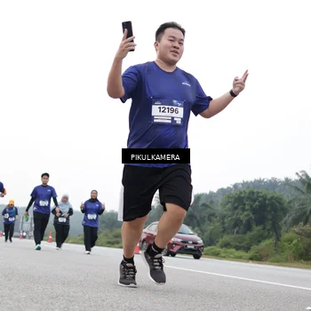 Runner Photo 7503777