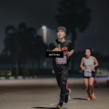 Runner Photo 7503785