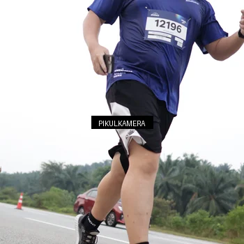 Runner Photo 7503803