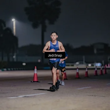 Runner Photo 7503805