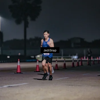 Runner Photo 7503806