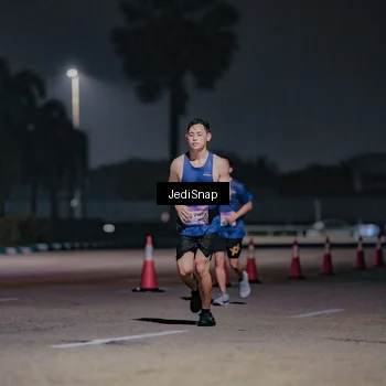 Runner Photo 7503808