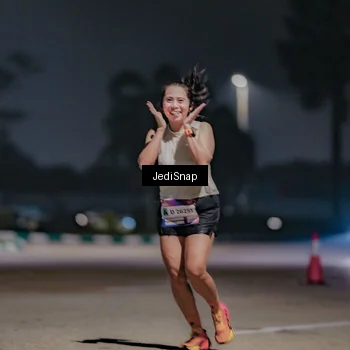Runner Photo 7503811