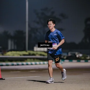 Runner Photo 7503825